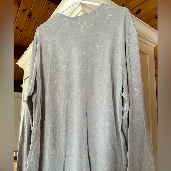 Men’s Lululemon 5 YEAR BASIC LONG SLEEVE - Picture 2 of 2